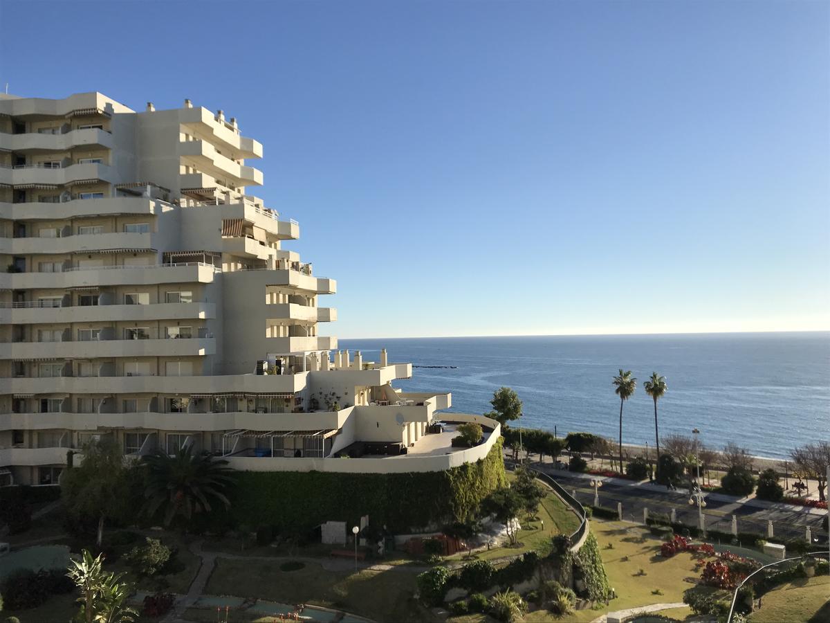 Estudios y Apartamentos Benal Beach Benalmadena Bagian luar foto
