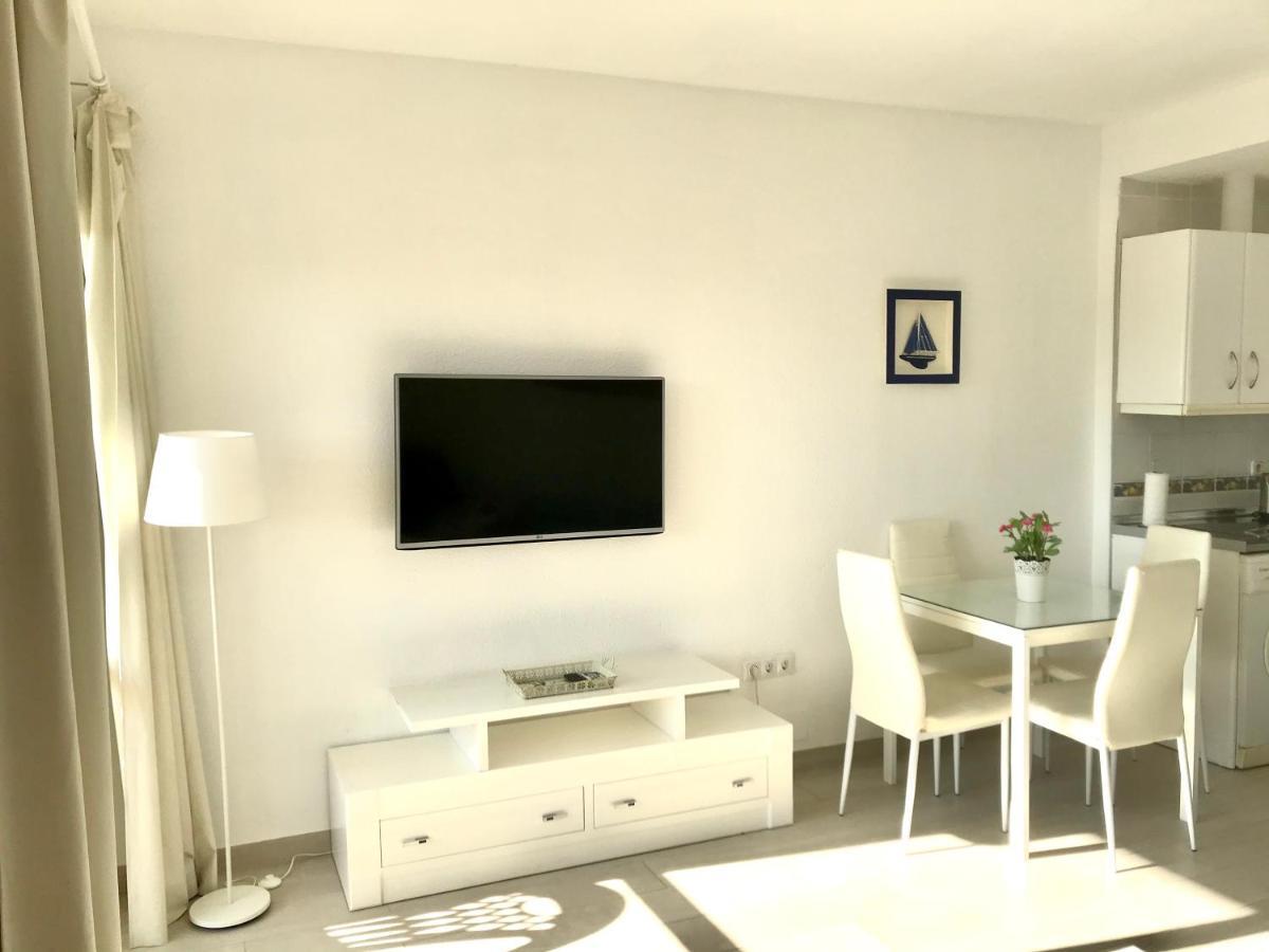 Estudios y Apartamentos Benal Beach Benalmadena Bagian luar foto